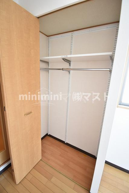 エスリード南森町駅前の収納