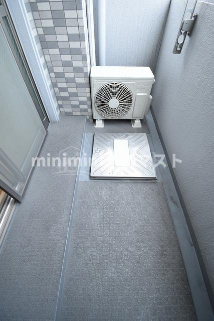 エスリード南森町駅前のバルコニー