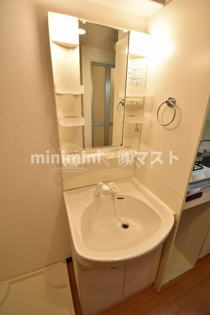 エスリード南森町駅前の洗面所