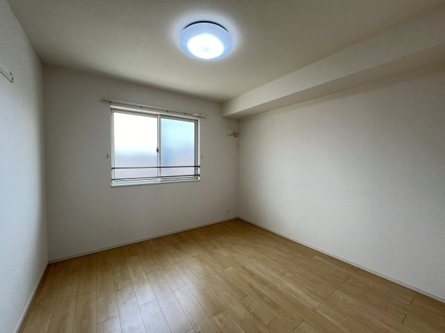 サザンナレッジの洋室