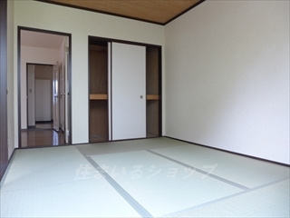 フレグランスやぐちの収納
