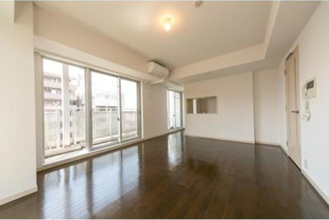 【居間・リビング】トレステージ目黒