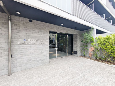 【エントランス】 | SRESIDENCE玉川学園前(エスレジデンスタマガワガクエンマエ  )