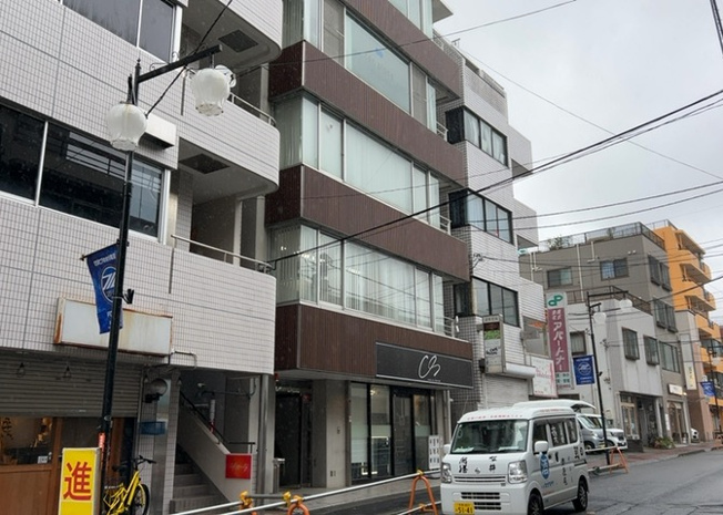 【外観】 | サンウッド町田ビル | 家を建てる前提で土地を探している場合、地盤の丈夫さは譲れない条件の一つです。地盤が脆弱だと追加工事が必要となります。また、過去に地盤沈下や液状化現象を起こした土地は、できるだけ避けた方がいいでしょう。