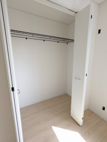 高萩市高萩　第３の収納|ストレージルームには、自分だけの特別な空間作りで趣味や勉強のスペースに！（同施工物件）