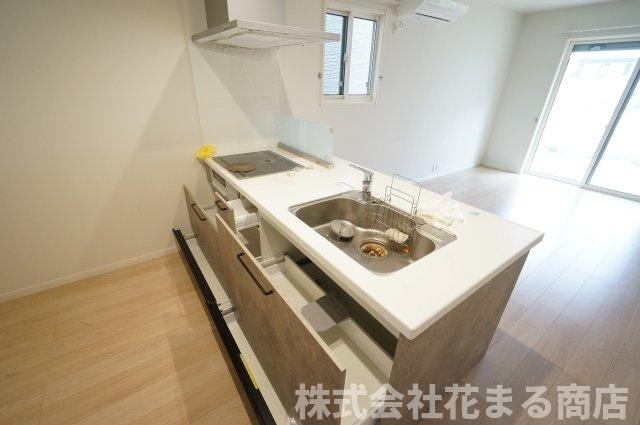 オーナーズヒルⅡのキッチン|物件、駅でお待ち合わせでのご案内歓迎！