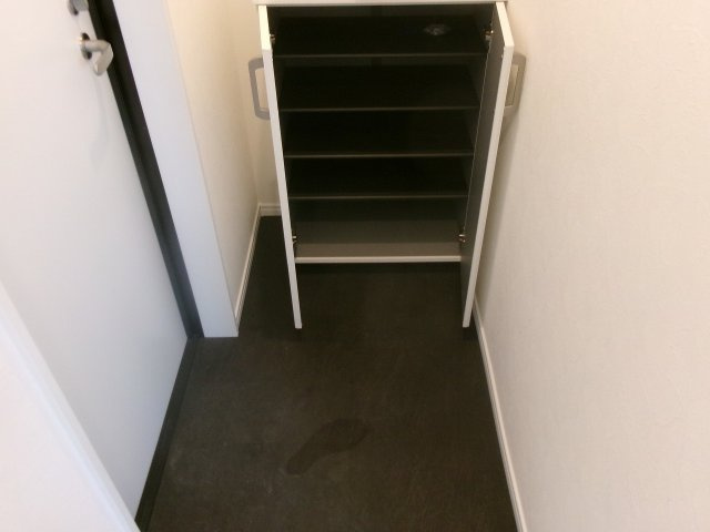 リブレメゾン西明石南町Ⅰの玄関