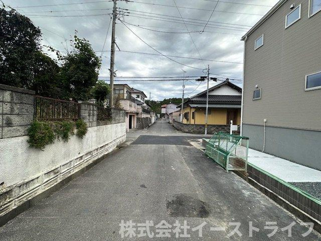 【新築戸建】　いわき市自由ヶ丘2期　全2棟　長期優良住宅の前面道路含む現地写真|北西側5.13ｍ公道