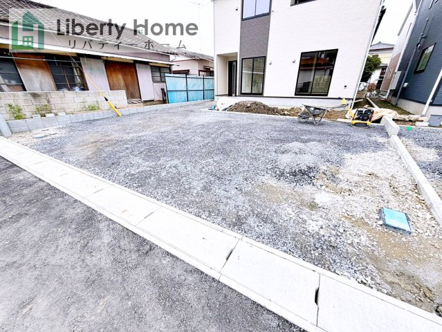 土浦市小松第7　新築戸建　5号棟の駐車場