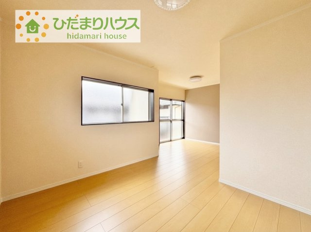 【寝室】 | つくば市自由ケ丘　中古戸建 | ゆとりのある主寝室！ご家族全員で寝れちゃいます♪