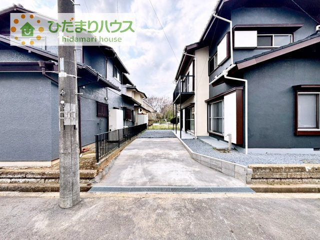 【駐車場】 | つくば市自由ケ丘　中古戸建 | マイホームなら駐車場代がかかりません！しかも、自宅の駐車場で洗車ができます！今までコイン洗車に行っていた手間も省けて、節約にもつながります(^^♪