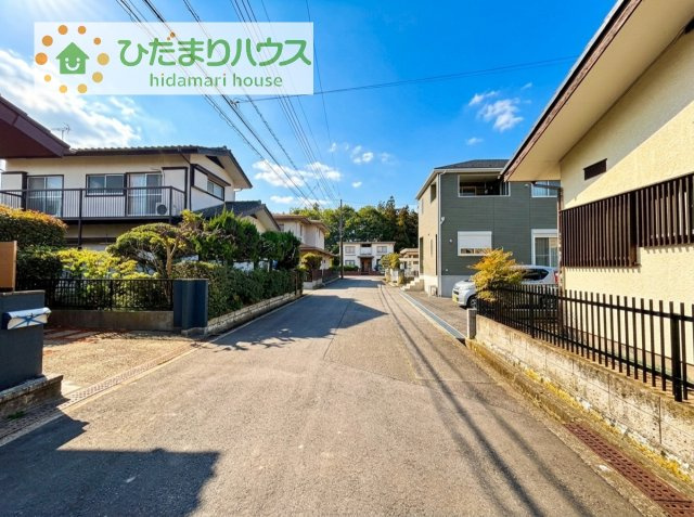 【前面道路含む現地写真】 | つくば市自由ケ丘　中古戸建 | たっぷりの陽光と心地よい風が舞い込む住まい♪