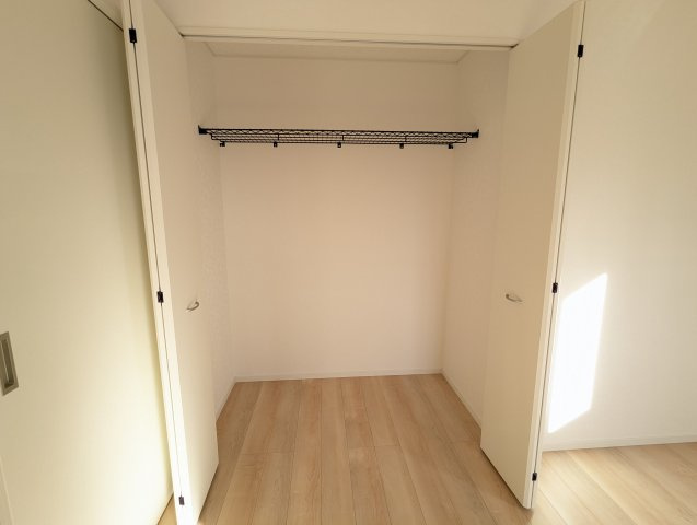 高萩市高萩　第３の収納|各お部屋に収納があり、お部屋がすっきりとお使いいただけます。（同施工物件）