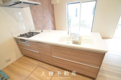 【キッチン】 | 綾瀬市上土棚中6丁目　新築戸建て　全１棟【仲介手数料無料】