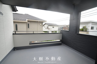 【バルコニー】 | 綾瀬市上土棚中6丁目　新築戸建て　全１棟【仲介手数料無料】