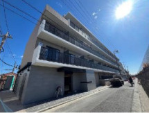 クレヴィスタ高砂の外観