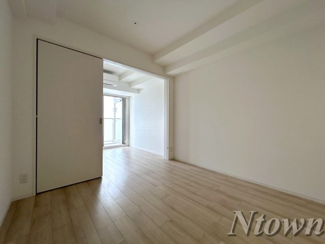 【居間・リビング】 | CREST TAPP東別院 | ゆったり過ごせる居間です