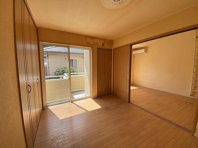 【利便性◎】高知市新屋敷　中古一戸建てのその他|開閉式の洋室