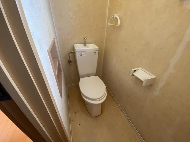 【利便性◎】高知市新屋敷　中古一戸建てのトイレ|各階トイレ付きで忙しい朝も安心