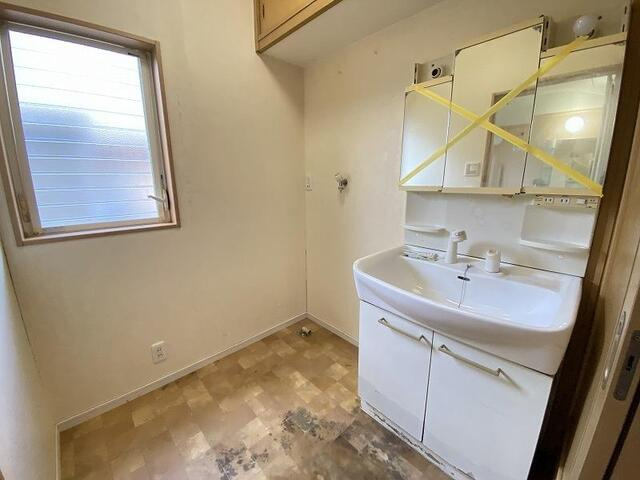 【利便性◎】高知市新屋敷　中古一戸建てのその他|使いやすい広さの洗面室♪