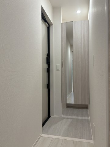 【玄関】 | D-SOLACE祐光　A | ※同タイプの写真です。