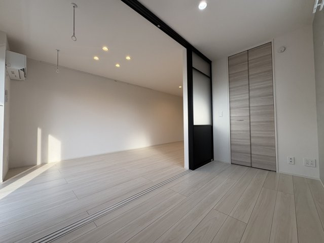 【寝室】 | D-SOLACE祐光　A | ※同タイプの写真です。