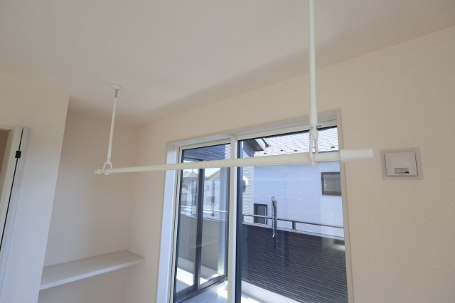 《仲介手数料無料》上尾市大字上20-8新築一戸建てブルーミングガーデンのランドリースペース