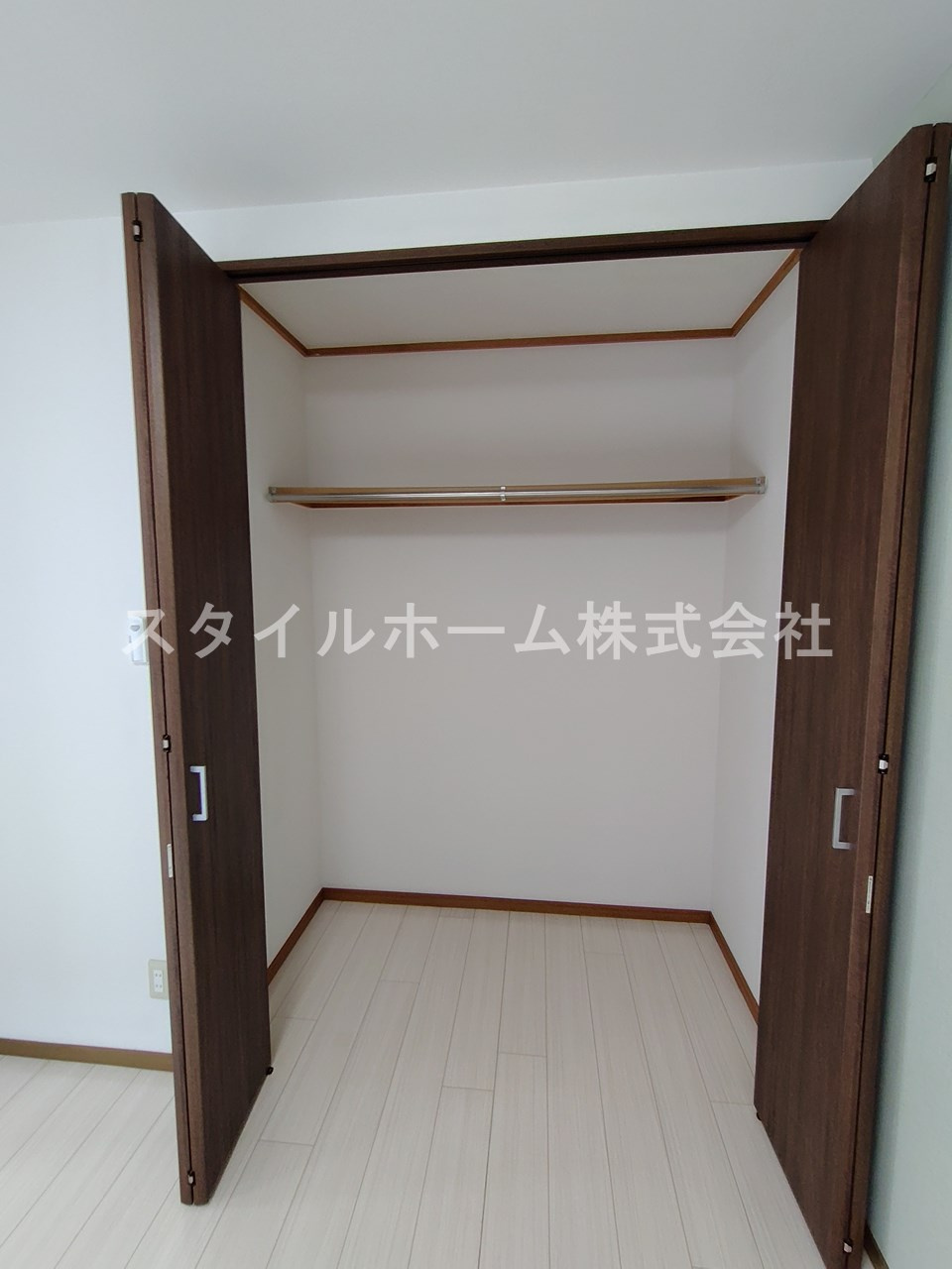 ラ・フィーネ曙　Ａ棟の収納