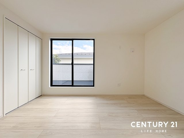 【洋室】 | グリーンライン「川和町」新築戸建 | コンパクトで使いやすい洋室です