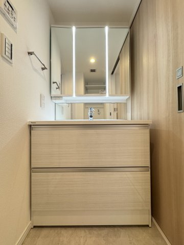 クレストフォルム浅草グランステージ　８Fの独立洗面台