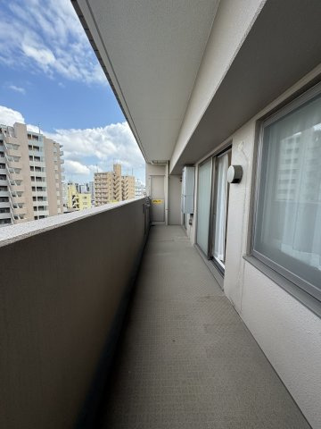 クレストフォルム浅草グランステージ　８Fのバルコニー