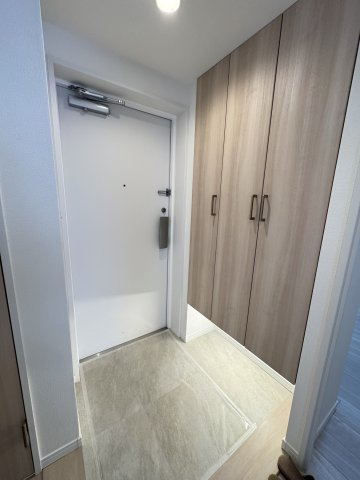 クレストフォルム浅草グランステージ　８Fの玄関