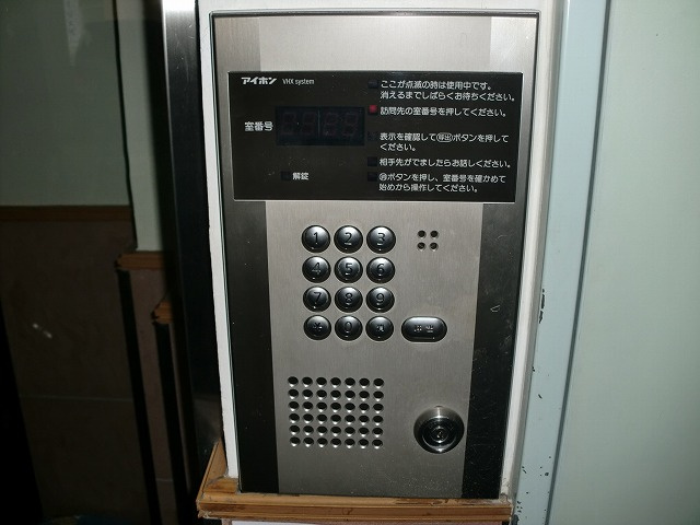 【エントランス】ウインドー金屋町