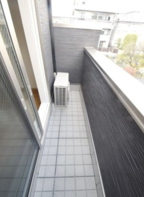 【バルコニー】 | ラ メール明大前