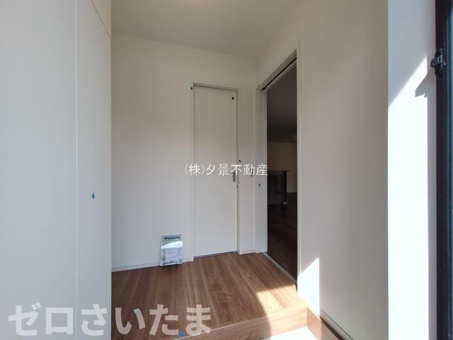 《仲介手数料無料》上尾市二ツ宮872-9新築一戸建てケイアイ クラフト ピットの玄関