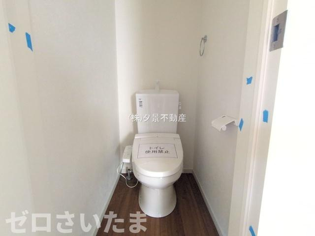 《仲介手数料無料》上尾市二ツ宮872-9新築一戸建てケイアイ クラフト ピットのトイレ