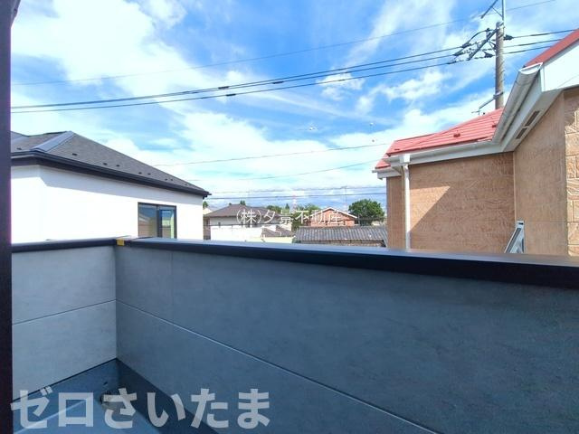 《仲介手数料無料》上尾市二ツ宮872-9新築一戸建てケイアイ クラフト ピットのバルコニー