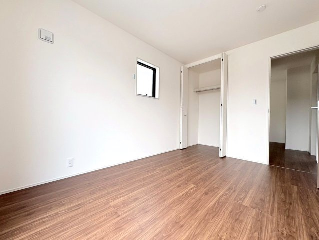 リーブルガーデン　岐阜市中川原第4　全3区画分譲の和室|一室あると便利な和室は、来客時はもちろん、お子様のお昼寝や遊び場、寝室としてもご利用いただけます。
日本の伝統を引き継ぐ、畳のお部屋は癒しの空間となっています。
