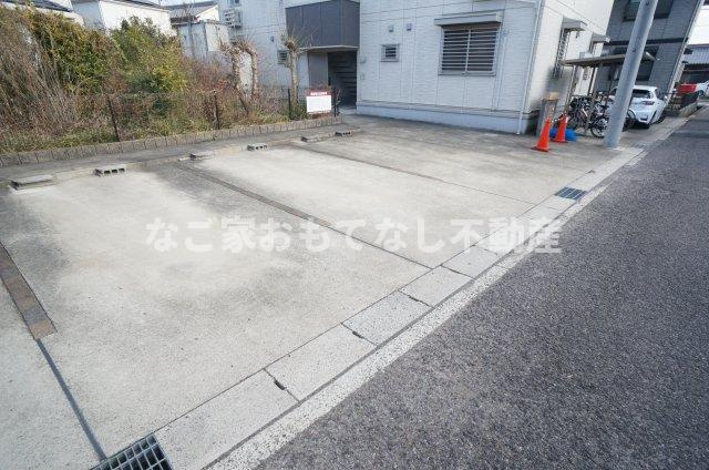 【駐車場】 | セジュール花萌