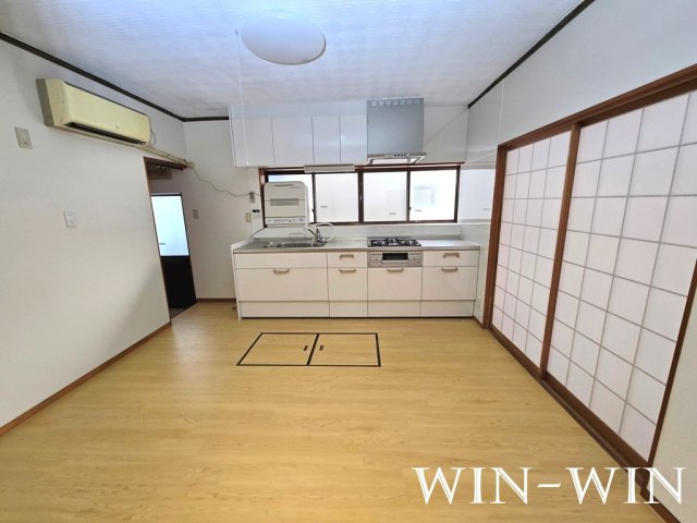 安井様貸家の居間・リビング