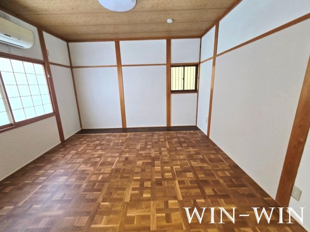 安井様貸家の寝室