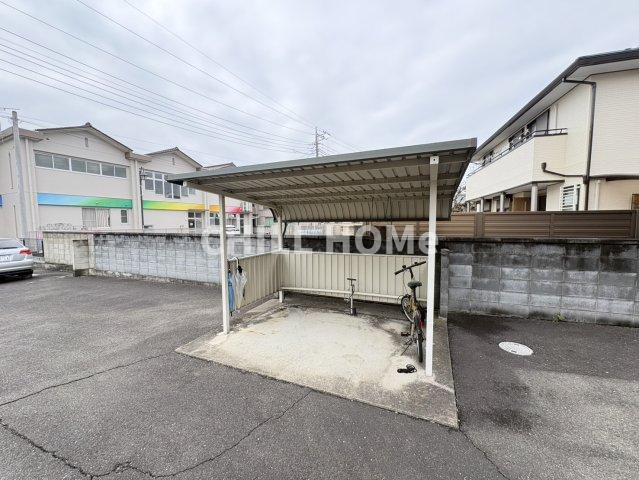 ラ・アムールの駐車場|当社、チルホームのHPもご覧ください(^^)/物件情報多数♪