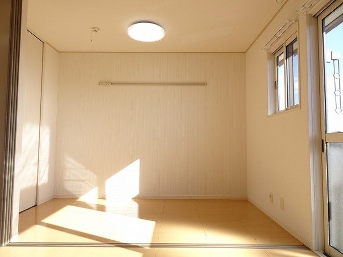 イルソーレの洋室|個人の部屋や寝室として使える洋室です