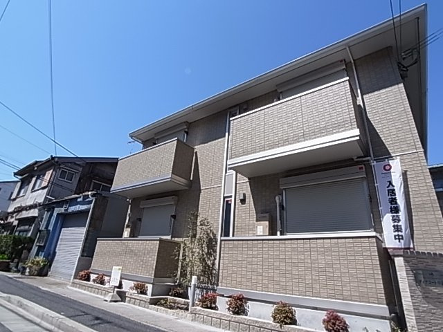 神戸市兵庫区中道通８丁目のアパートの外観