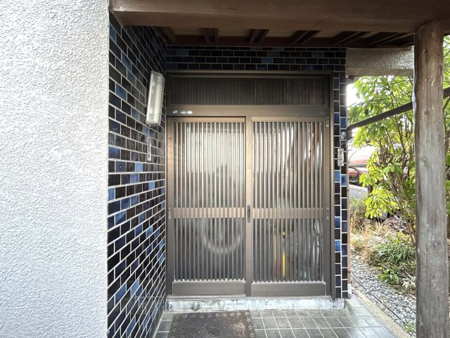 佐貫町住宅　龍ケ崎市駅まで徒歩約8分　の玄関|玄関