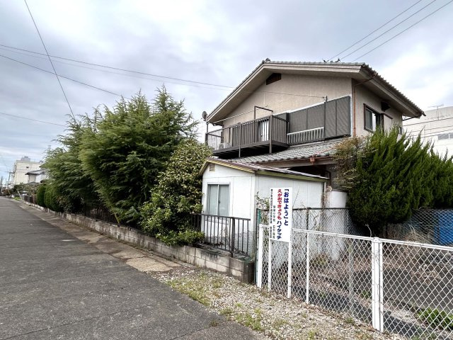 佐貫町住宅　龍ケ崎市駅まで徒歩約8分　の外観|近隣お買い物施設が充実です