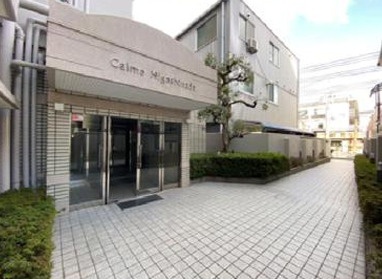 カルム東灘のエントランス