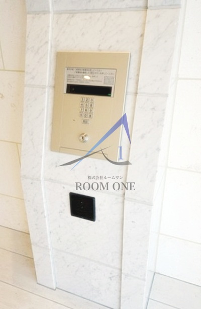 アルテカーサアリビエ東京イーストのセキュリティ|オートロックです。