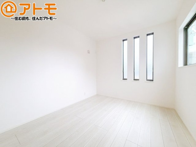 【子供部屋】 | 葵区瀬名川3丁目　新築戸建　全1棟 | 壁と床がシンプルな色合いだからこそ自分だけの空間を作れます♪お部屋作りのイメージは順調でしょうか♪
