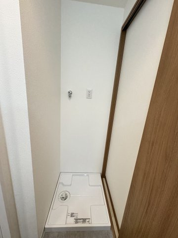 ザ・グランデレガーロ浅草　８Fのランドリースペース